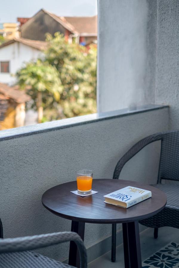 O Pierre - Fontainhas Hotell Panaji Eksteriør bilde
